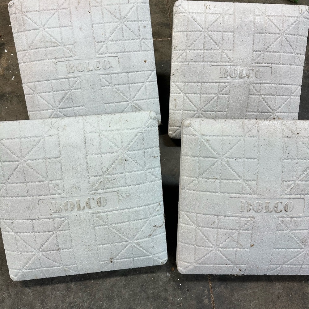 Bolco White Base Set